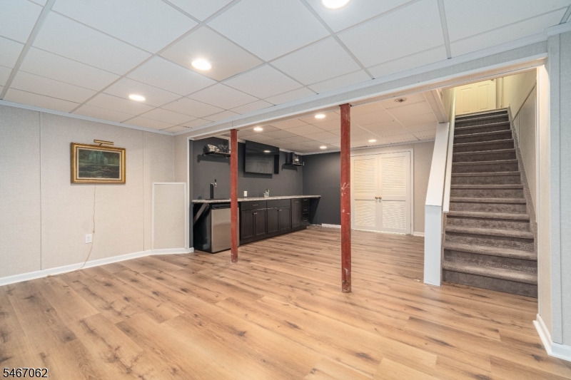 203 Salem Court Raritan NJ 08822