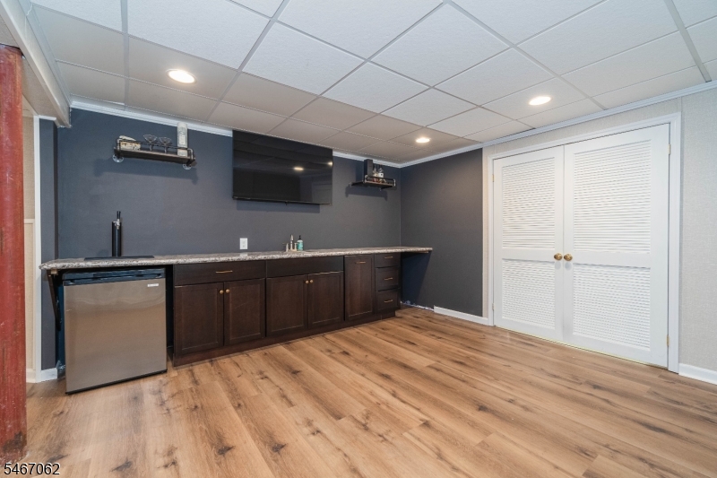 203 Salem Court Raritan NJ 08822