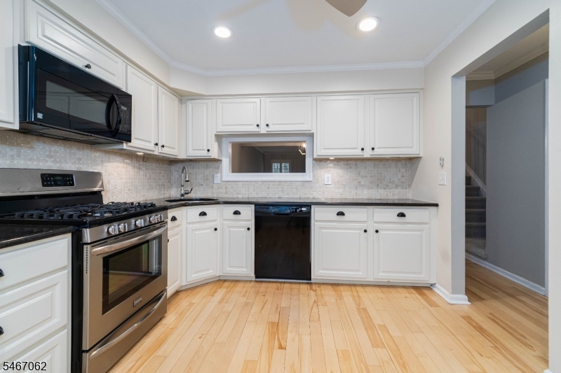 203 Salem Court Raritan NJ 08822