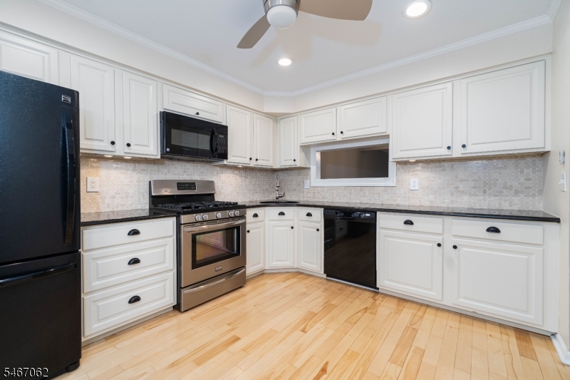 203 Salem Court Raritan NJ 08822
