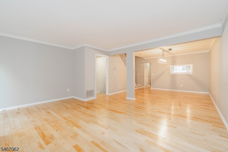 203 Salem Court Raritan NJ 08822