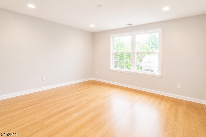 528 Cumberland Street Westfield NJ 07090