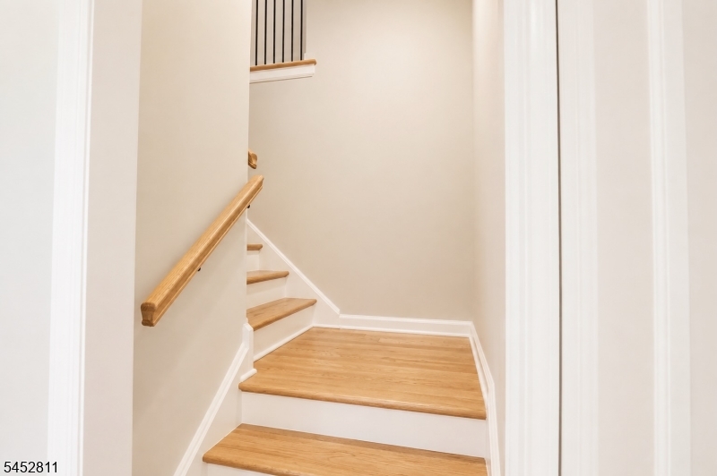 528 Cumberland Street Westfield NJ 07090