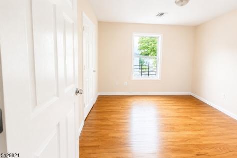 226 Bond Street Elizabeth NJ 07206