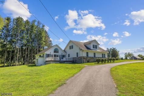 2 Spring Brook Lane Lebanon NJ 08826