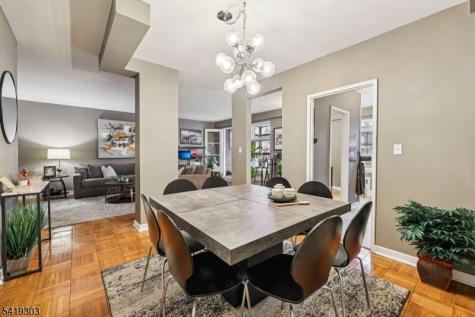 5 Roosevelt Place Montclair NJ 07042