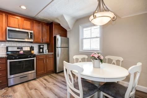 46 Hazelwood Road Bloomfield NJ 07003