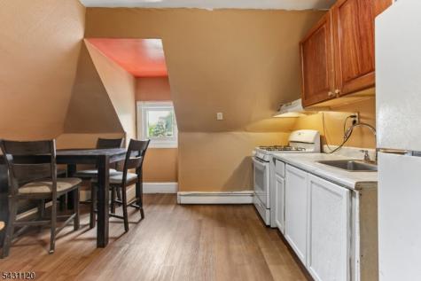 27 Willow Avenue North Plainfield NJ 07060
