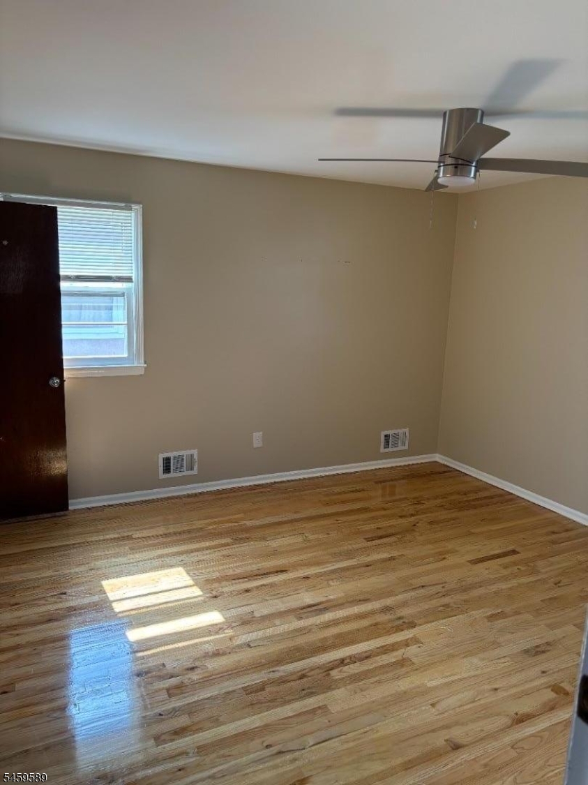 37 Young Ave 2nd Fl Hillside NJ 07205