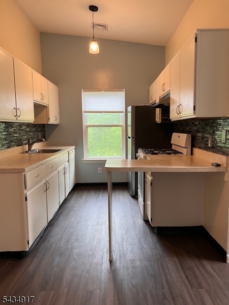 602 Spruce Hills Drive Glen Gardner NJ 08826
