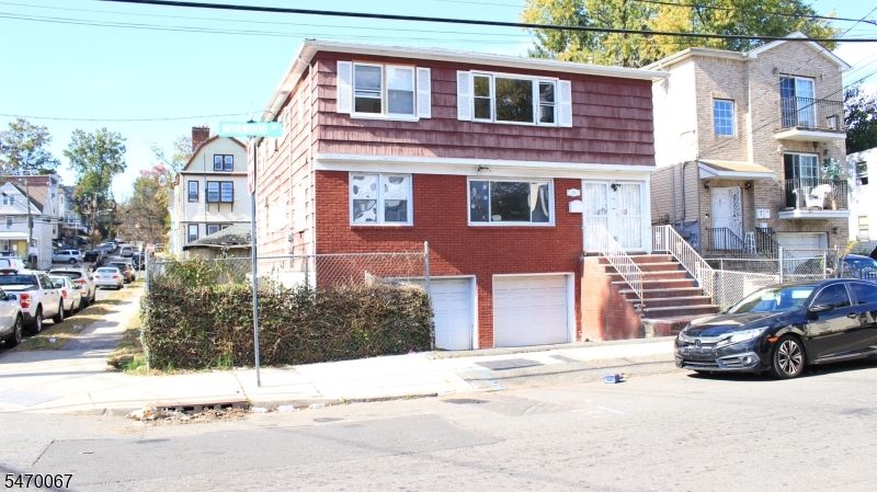 89 Norwood Street Newark NJ 07106