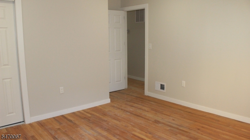 89 Norwood Street Newark NJ 07106