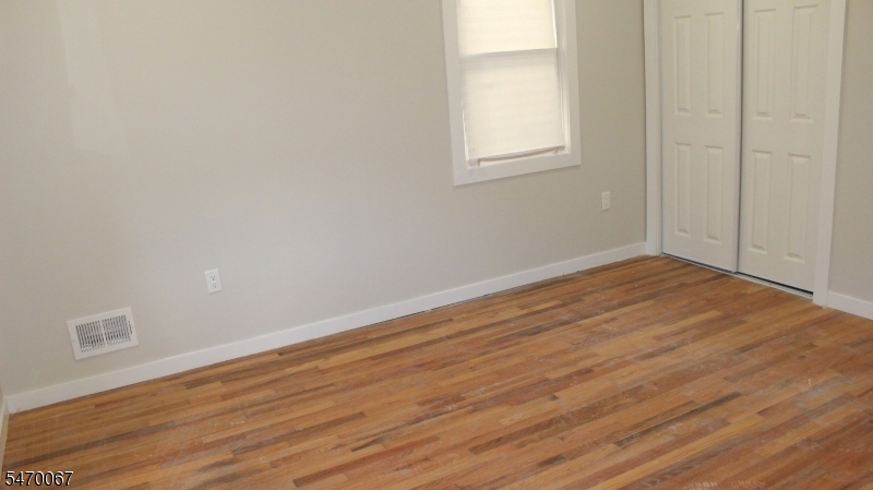89 Norwood Street Newark NJ 07106