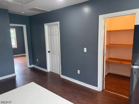 166 Renner Avenue Newark NJ 07112