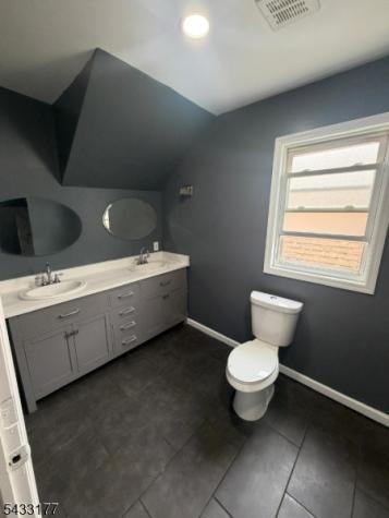 166 Renner Avenue Newark NJ 07112