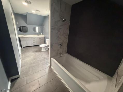 166 Renner Avenue Newark NJ 07112