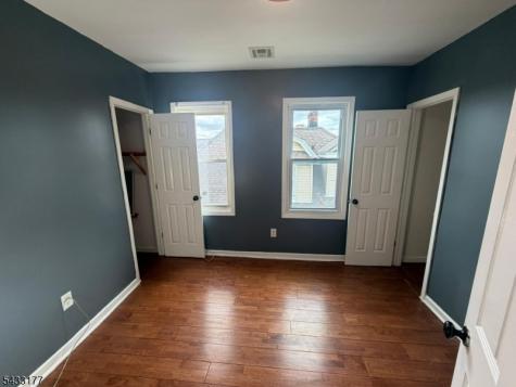 166 Renner Avenue Newark NJ 07112