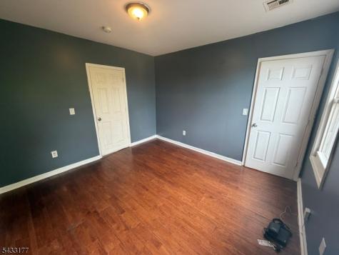 166 Renner Avenue Newark NJ 07112