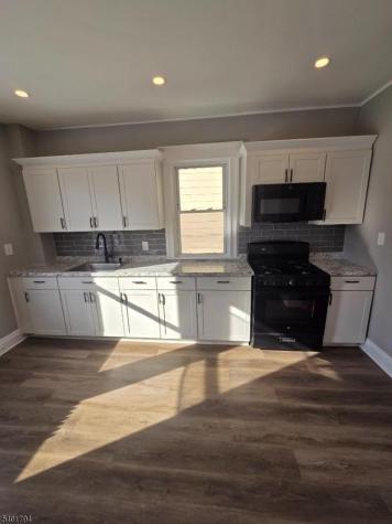 47 Edgar Street East Orange NJ 07018