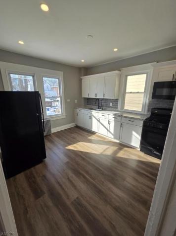 47 Edgar Street East Orange NJ 07018