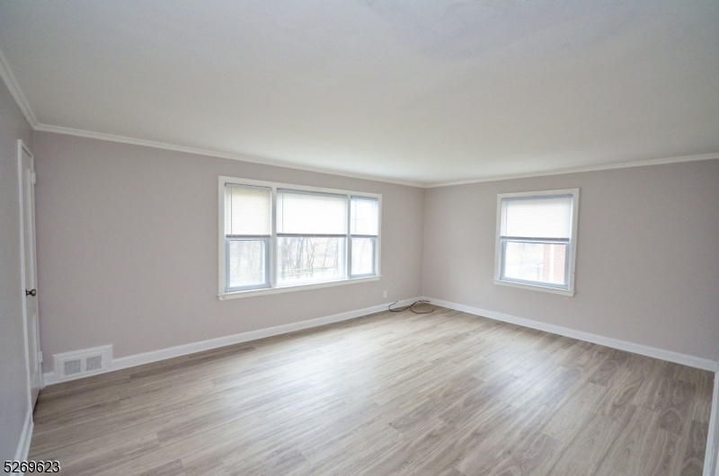 6 Washington Avenue Springfield NJ 07081