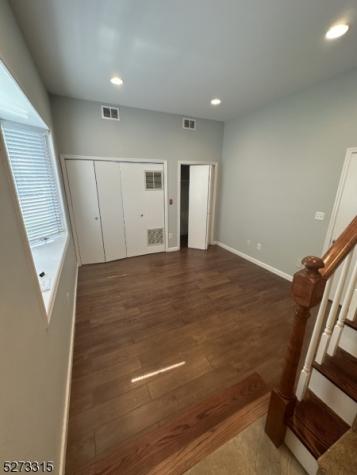 352 Bloomfield Avenue Verona NJ 07044