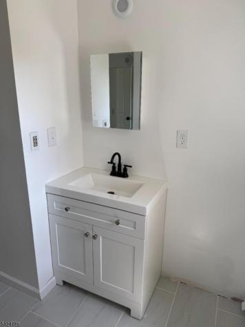 80 Gates Road Franklin NJ 08873