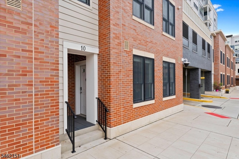 10 Ward Street Bloomfield NJ 07003