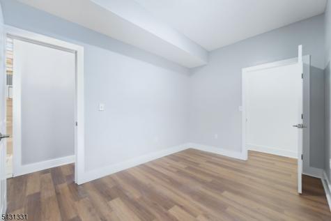 913 S 18th Newark NJ 07108