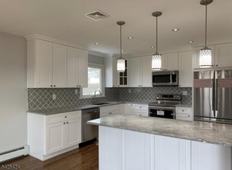62 Gless Avenue Belleville NJ 07109