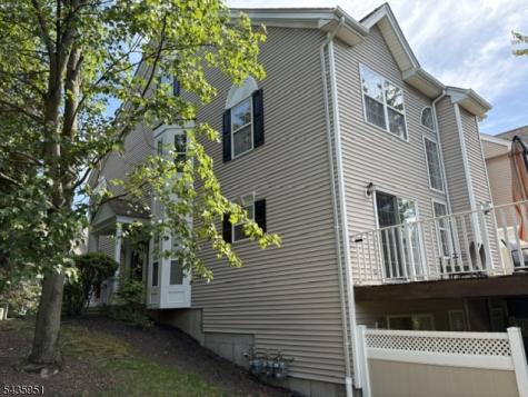 26 Cannon Ct Ondo Bernards NJ 07920