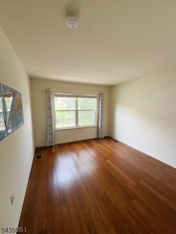 26 Cannon Ct Ondo Bernards NJ 07920