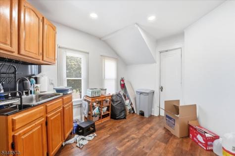 274 Crawford Terrace Union NJ 07083