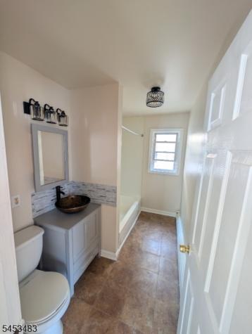 65 Linden Avenue East Orange NJ 07018