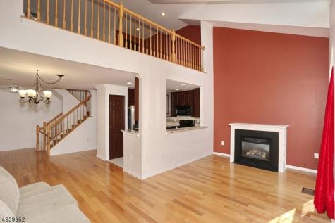 261 Riverwalk Way Clifton NJ 07014
