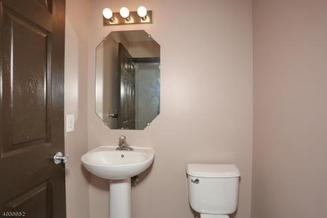 261 Riverwalk Way Clifton NJ 07014
