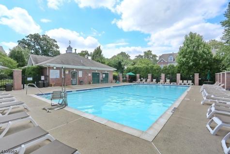 261 Riverwalk Way Clifton NJ 07014