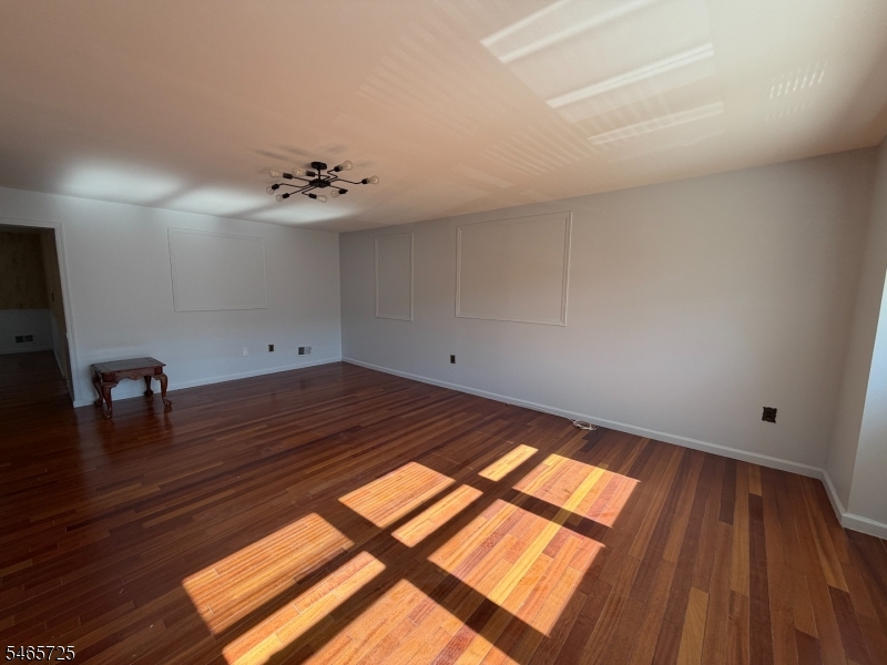 2707 Merrywood Drive Edison NJ 08817