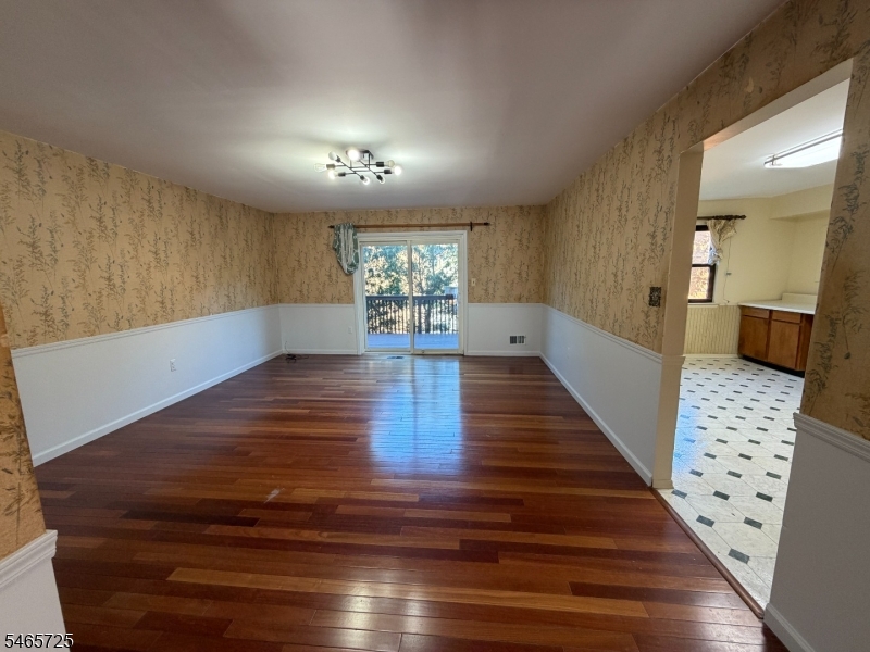 2707 Merrywood Drive Edison NJ 08817