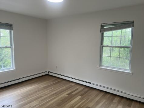 3 Undercliff Lane Lincoln Park NJ 07035