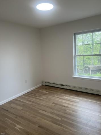3 Undercliff Lane Lincoln Park NJ 07035