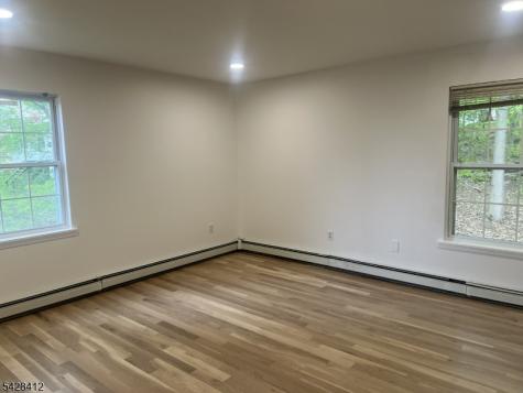 3 Undercliff Lane Lincoln Park NJ 07035
