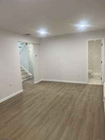 3 Undercliff Lane Lincoln Park NJ 07035