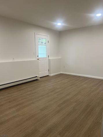 3 Undercliff Lane Lincoln Park NJ 07035