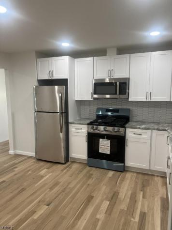 3 Undercliff Lane Lincoln Park NJ 07035