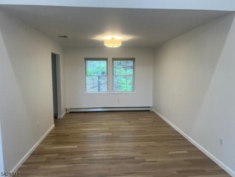 3 Undercliff Lane Lincoln Park NJ 07035