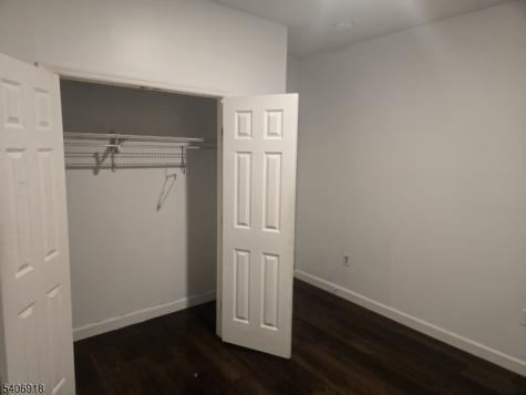 38 11TH Avenue Newark NJ 07107