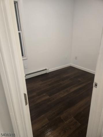 38 11TH Avenue Newark NJ 07107