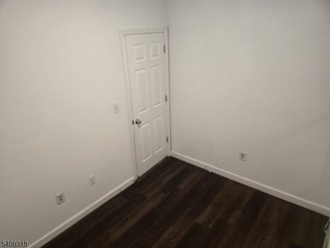 38 11TH Avenue Newark NJ 07107