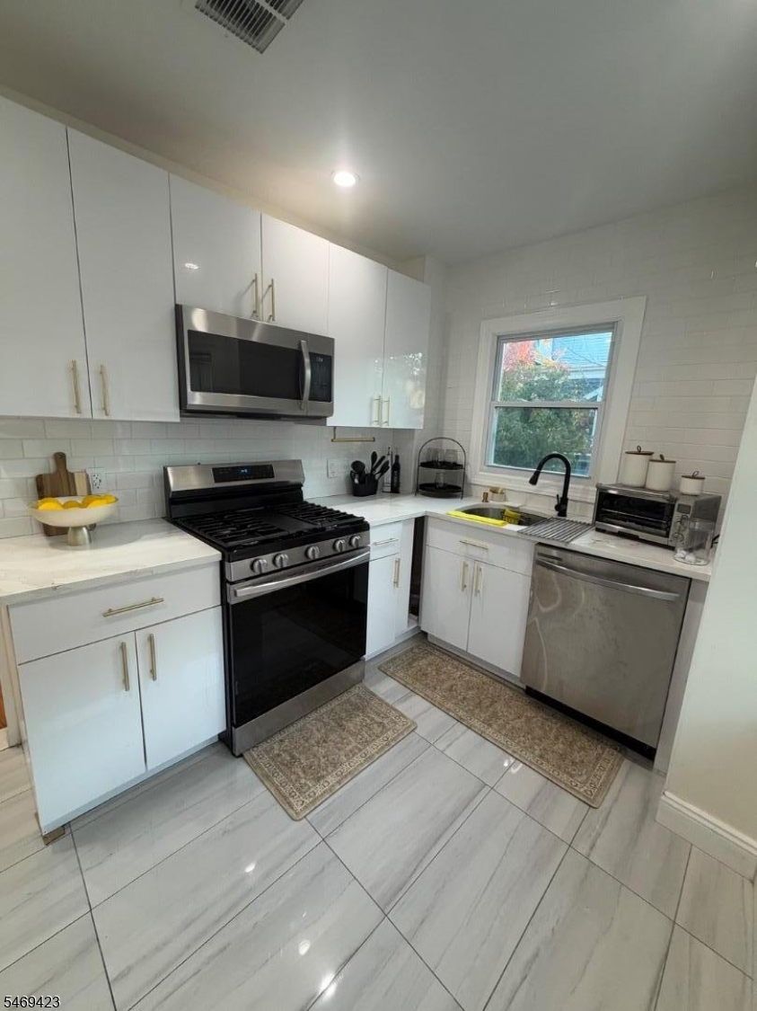 187 Littleton Avenue Newark NJ 07103